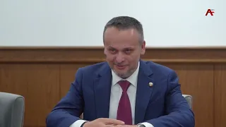 B. Gunba and A. Nikitin Discuss Key Areas of Transport Cooperation