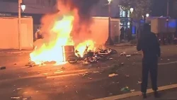 Беспорядки в Барселоне: грабежи и пожары, 100 задержанных
