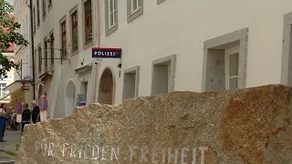 Media Frenzy: Police Move Into Hitler’s Birth House