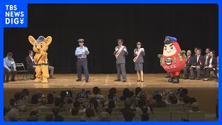 Former K-1 world champion Masato and actor Shin Yazawa, a married couple, appeared as honorary po...