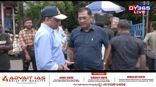 জনপ্ৰিয় কণ্ঠশিল্পীৰ সৈতে হাতত গীটাৰ লৈ জিলা আয়ুক্তৰ ৰোড শ্ব’