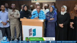 Madaxwayne Xasan markii uu hurdada ka soo kacay ayaa loo sheegay in Xildhibaanada JubalabdX