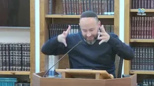 ההיסטוריה כ"הסתר - יה" | יסודות האמונה שבפורים #1 | הרב דוד פרטוש