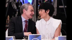 Elma Saiz, extasiada con Zapatero: "Están obsesionados con tus cejas"