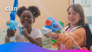 Alba thought it would be the worst summer… until she met Lucas and Sali | ARGONAUTS - Episode 1