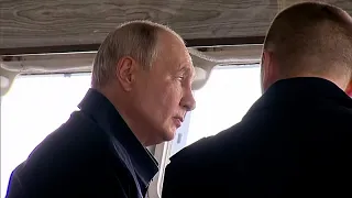 Russia: Putin watches naval exercises near Sakhalin Island