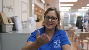 Прогуляйся со мной - s02e01 - Кофейня Living Water Community