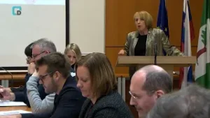HRASTNIŠKI SVETNIKI SPREJELI PRORAČUN