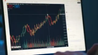 Trading Trap: Investment Fraud via WhatsApp
