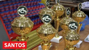 FINALE NADMETANJA GUSANA OKUPILO BROJNE POSETIOCE U MELENCIMA