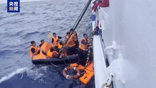 South China Sea: 47 survivors from sunken Vietnamese ship