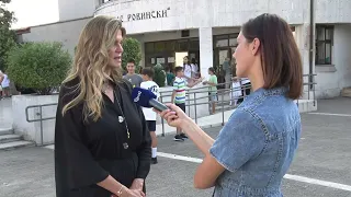 BOJE JUTRA - OGLASILO SE ŠKOLSKO ZVONO U OŠ "PAVLE ROVINSKI" (NATAŠA POPOVIĆ) | Vijesti online