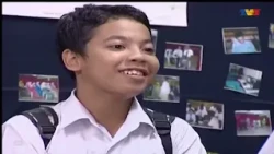 [CLIP] E-Toyol.com: Ep 3 - Dalam Perpustakaan Pun Berani Nak Buli Orang Tau Budak-Budak Ni! | Tonton
