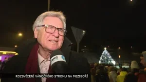 ROZSVÍCENÍ VÁNOČNÍHO STROMU NA MEZIBOŘÍ