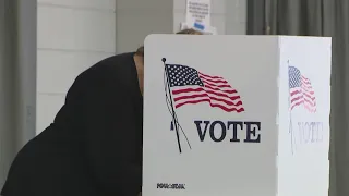 Supreme Court lets Trump administration use revamped federal voter eligibility database for now