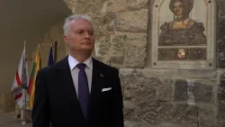 Bario pilyje atidengtas bareljefas Bonai Sforcai: G. Nausėda akcentavo Lietuvos ir Italijos ryšius