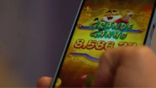 Woman fakes robbery after losing money on online betting game in Patos de Minas