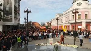 Ella stabilnog opšteg stanja! Mladi u Brčkom mirnim protestom odali počast Erdoanu Morankiću