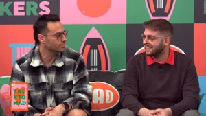 O Kώστας Φραγκολιάς πρωταγωνιστής του Toxic & ο σκηνοθέτης Γιώργος Αγγελίδης στο Talk To Mad