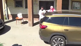 Požehnanie áut v Krásne nad Kysucou