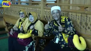 HOLIDAY ANGKASA WISATA MELEPAS 45 JAMAAH UMROH PLUS TURKI