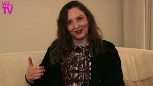 lifestyle TV - Cindy Crawford Florentine Joop Holiday On Ice