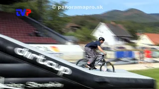 Tento rok o jednu disciplínu menej