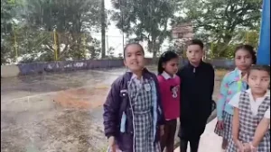 Niños de escuela La Florida piden al alcalde de Palermo mejoras urgentes en su plantel