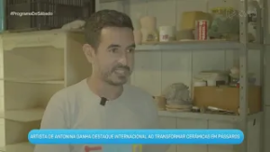 ARTISTA DE ANTONINA GANHA DESTAQUE INTERNACIONAL AO TRANSFORMAR CERÂMICAS EM PÁSSAROS