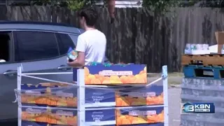 Fresh produce giveaway draws hundreds of people in Wichita every month