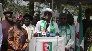 Лейбористская партия сильна под моим руководством — адвокат Джулиус Абуре