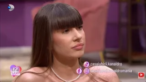 Casa Iubirii - JAQUELINE SIMTE UN GOL IN STOMAC CAND IL VEDE PE ALEXANDRU DISCUTAND CU ANDRA!