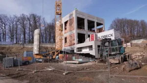 Nové centrum rané péče na Kudlově roste před očima