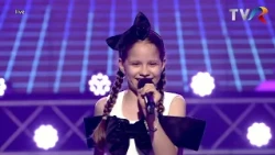 Agnes Nechita - The girl in 14G | Vedeta familiei (@TVR1)