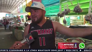 Few customers due to fly infestation at the Israel Lewites seafood market