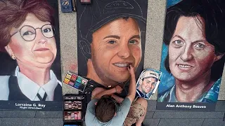 Des artistes à la craie honorent les victimes du vol 93 pour le 11-Septembre