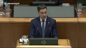El lehendakari justifica los beneficios a presos etarras y acusa al PP vasco de "polarizar"