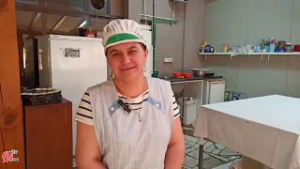 "Majka i nena naučile su me praviti pitu"