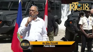 Direksyon jeneral PNH la prezante 10 nouvo veyikil blennde gouvènman Canadien bay PNH la