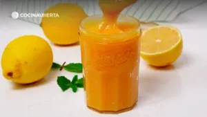 Lemon curd casero o crema de limón inglesa