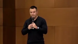 Con el evento "Loja es cultura" fue recibido el presidente Noboa a un encuentros con estudiantes