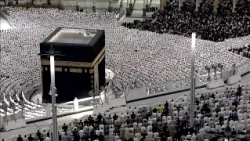 Fajr Prayer from the Grand Mosque led by Sheikh Bandar Baleela