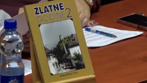 Tešanjska hronika 987: Promovisana knjiga Midhata Brkića Cike "Zlatne godine 2"