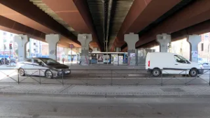 Madrid presenta un proyecto para acabar con el 'scalextric' de Puente de Vallecas