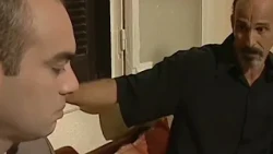 بنت الناس؟ قبل كنت ما تصبرش عليها حتى نهار توا ملي شريت الخدمة، عجبتك روحك فاش قام هالكلام