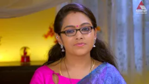 Kasthooriman Reloaded || Episode 533 || Kavya, Jeeva's Romantic Moments