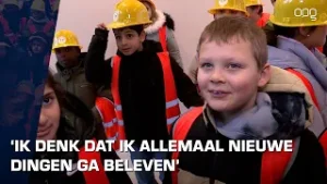 Leerlingen Bisschop Bekkerschool nemen alvast kijkje in hun nieuwe onderkomen