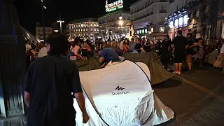 Crise du logement en Espagne : la Puerta del Sol transformée en campement