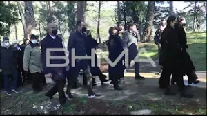 Η ταφή του πρ.Προέδρου της Δημοκρατίας Κάρολου Παπούλια στο Νησί των Ιωαννίνων