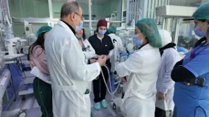 اليونيسف تقدم تجهيزات طبية متطورة لمشفى التوليد في اللاذقية لدعم صحة الأطفال حديثي الولادة